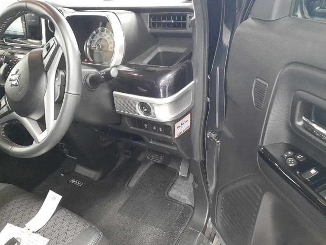 Suzuki SPACIA 2023 7362598-9