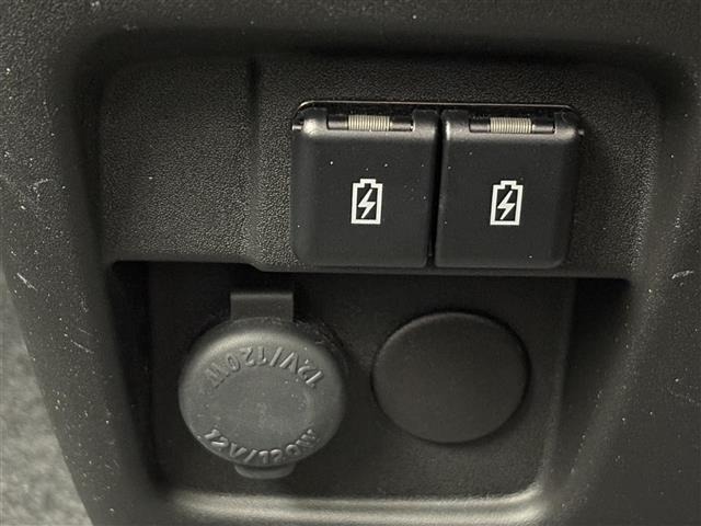 Suzuki SPACIA 2022 7372187-10