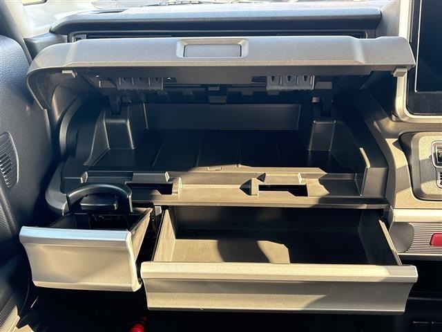 Suzuki SPACIA 2022 7372200-8