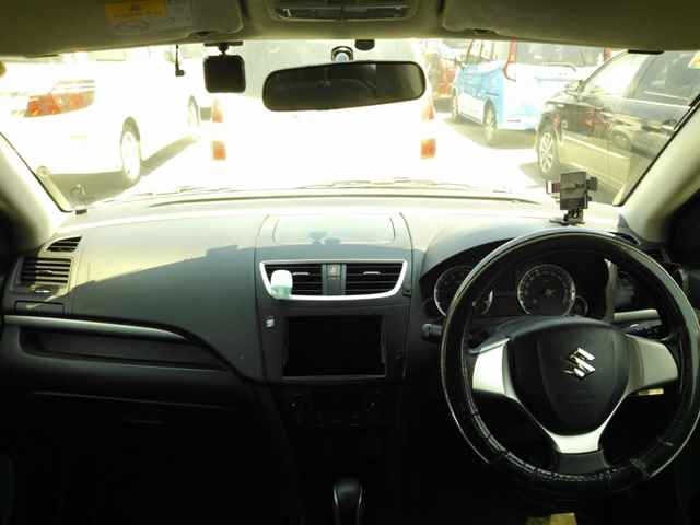 Suzuki SWIFT 2017 7370935-8