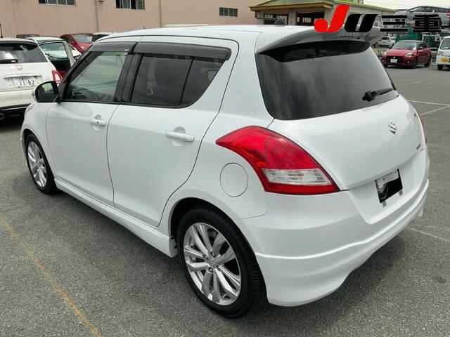 Suzuki SWIFT 2015 7370972-1