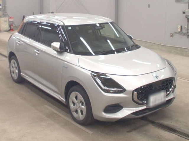 Suzuki SWIFT 2024 7370993-5