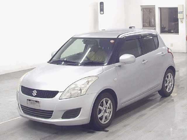 Suzuki SWIFT 2011 7371032-4