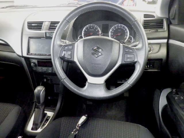 Suzuki SWIFT 2014 7371045-3