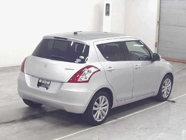 Suzuki SWIFT 2014 7371045-5