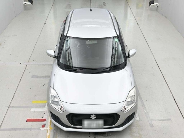Suzuki SWIFT 2017 7371112-7