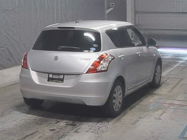 Suzuki SWIFT 2012 7371119-1