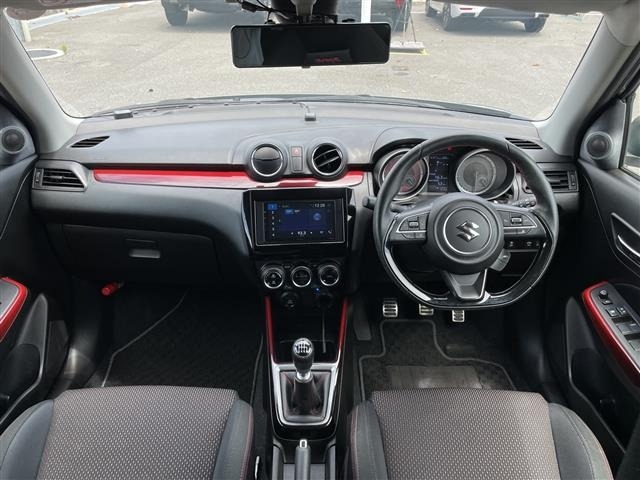 Suzuki SWIFT 2018 7371568-15