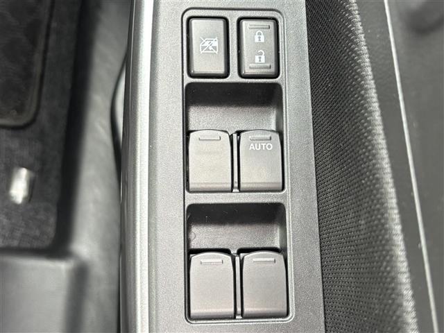 Suzuki SWIFT 2021 7371660-10
