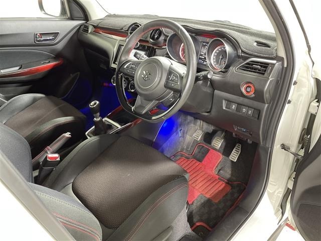 Suzuki SWIFT 2018 7371712-6
