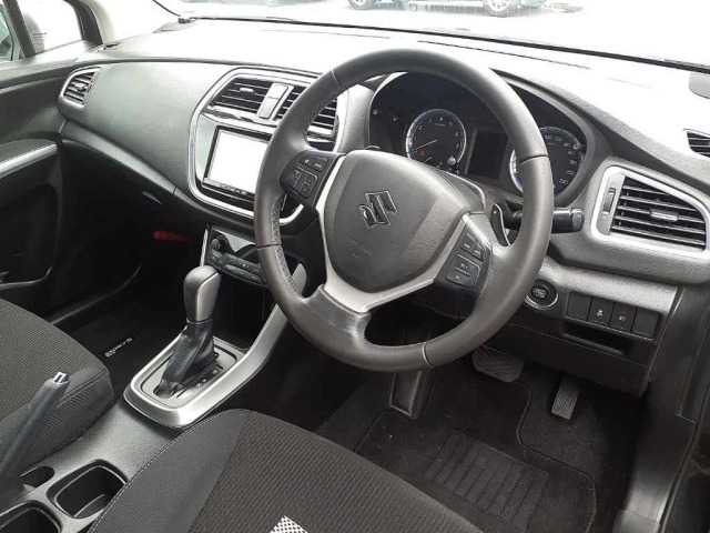 Suzuki SX4 2017 7361834-7