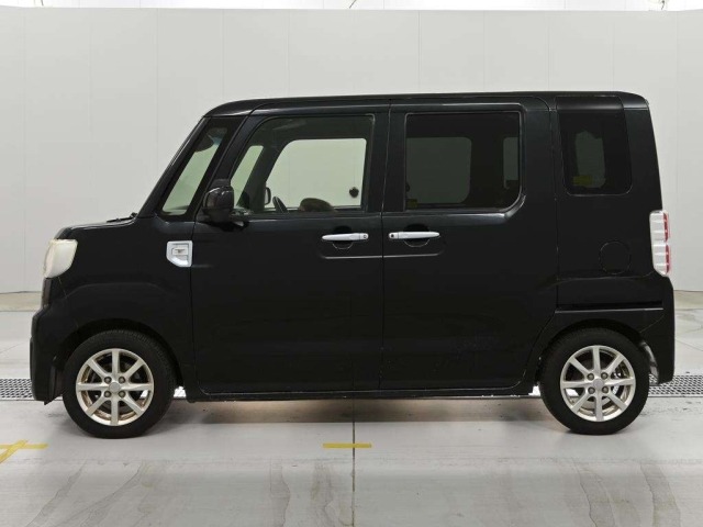Daihatsu WAKE 2017 7369380-4