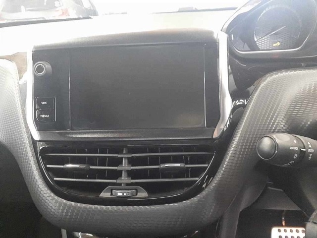 Peugeot 2008 2018 7379078-12