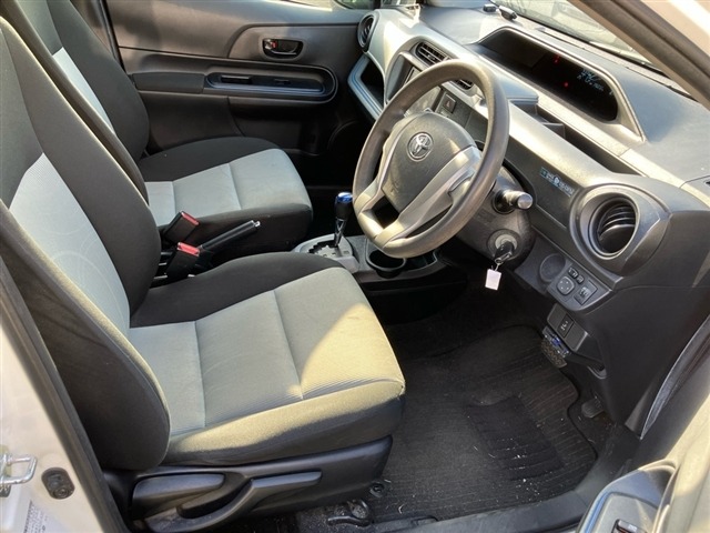 Toyota AQUA 2014 7380799-5
