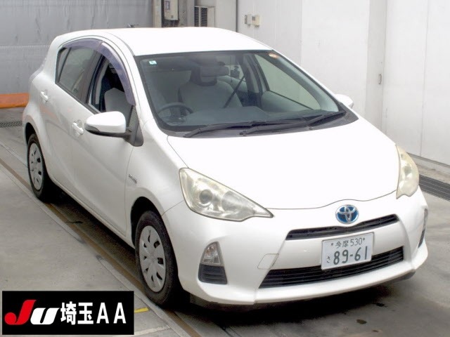 Toyota AQUA 2012 7380858-0