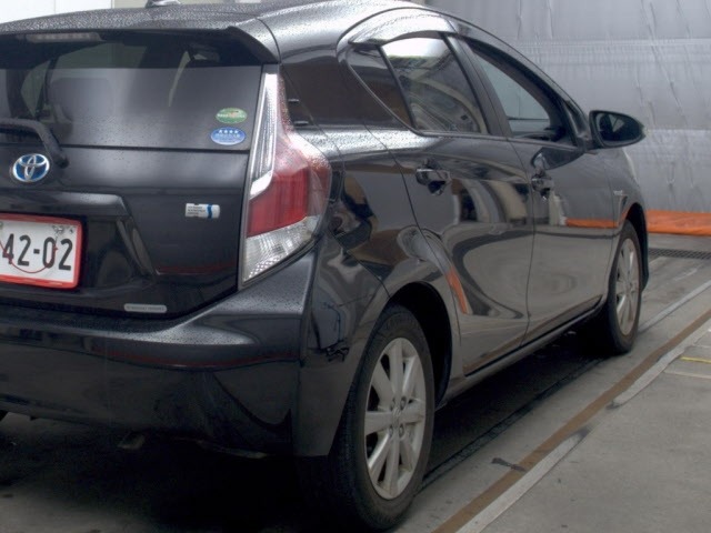 Toyota AQUA 2015 7380865-5