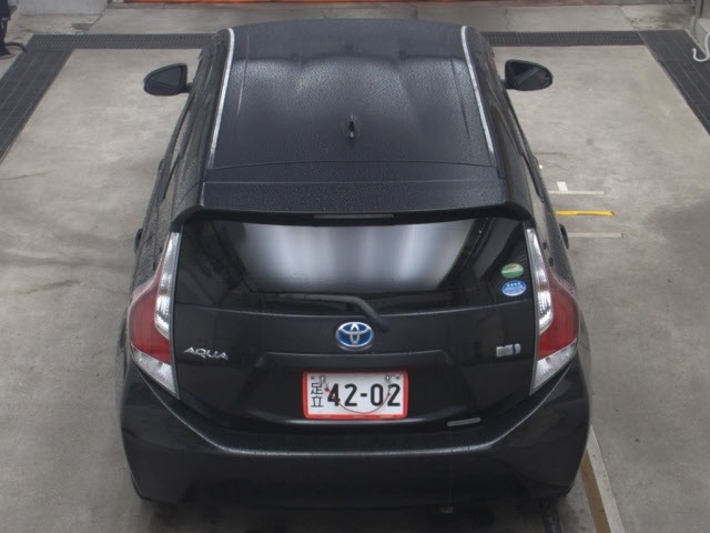 Toyota AQUA 2015 7380865-7