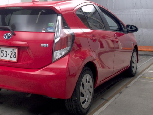 Toyota AQUA 2015 7380866-5