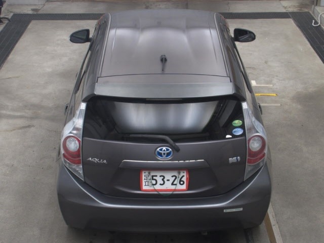 Toyota AQUA 2013 7380892-7