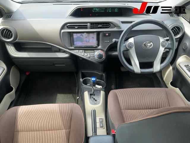 Toyota AQUA 2012 7380917-8