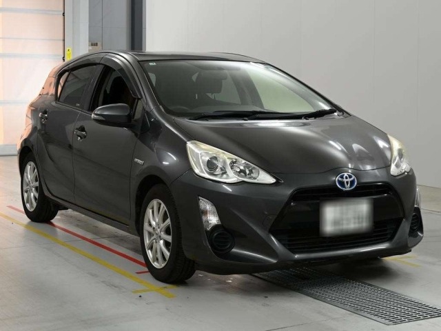 Toyota AQUA 2015 7380931-5