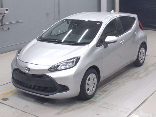 Toyota AQUA 2022 7380962-0