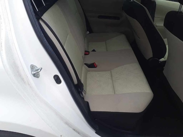 Toyota AQUA 2012 7380984-10