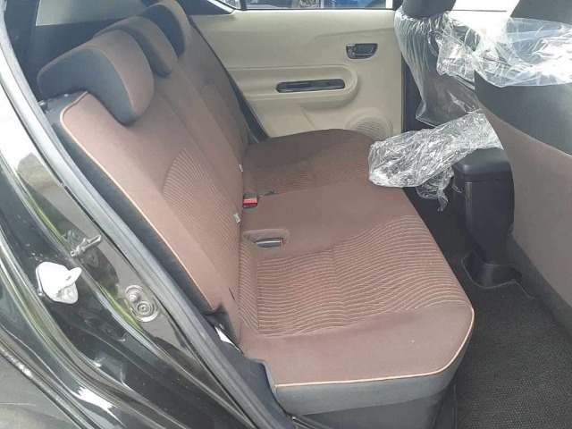 Toyota AQUA 2013 7380997-10
