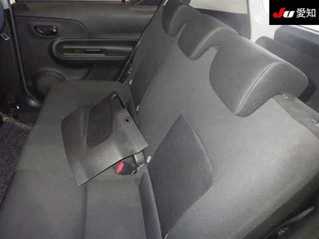Toyota AQUA 2015 7381048-4