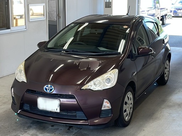 Toyota AQUA 2014 7381130-0