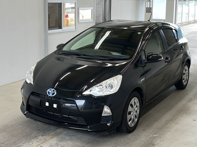 Toyota AQUA 2013 7381167-0