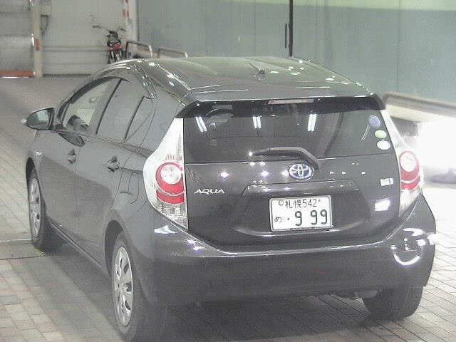 Toyota AQUA 2014 7381299-1