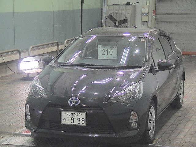 Toyota AQUA 2014 7381299-4