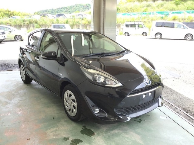 Toyota AQUA 2019 7381376-3