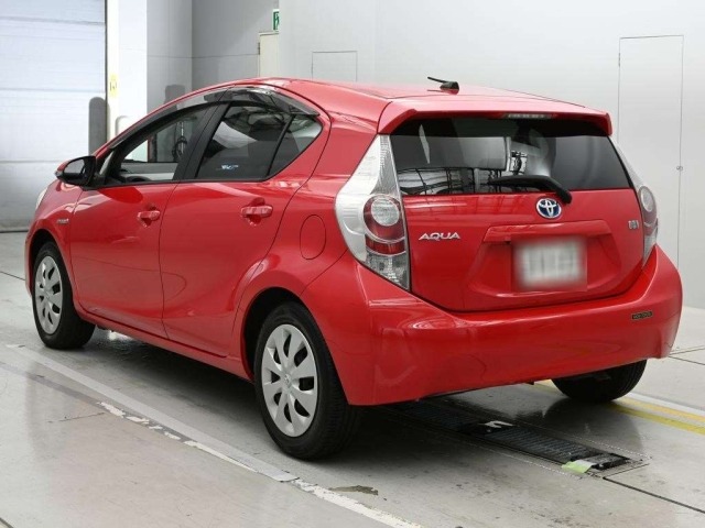 Toyota AQUA 2014 7381498-6