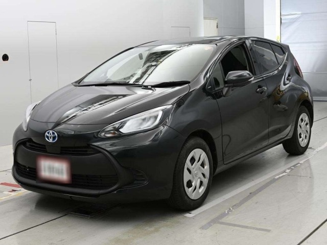Toyota AQUA 2022 7381523-0