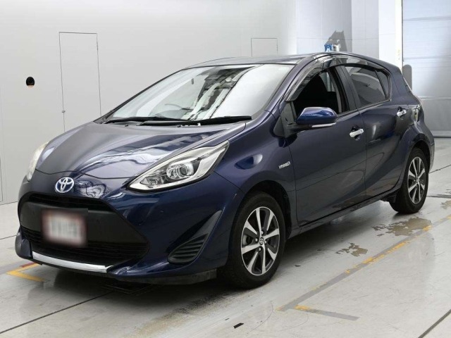 Toyota AQUA 2019 7381533-0