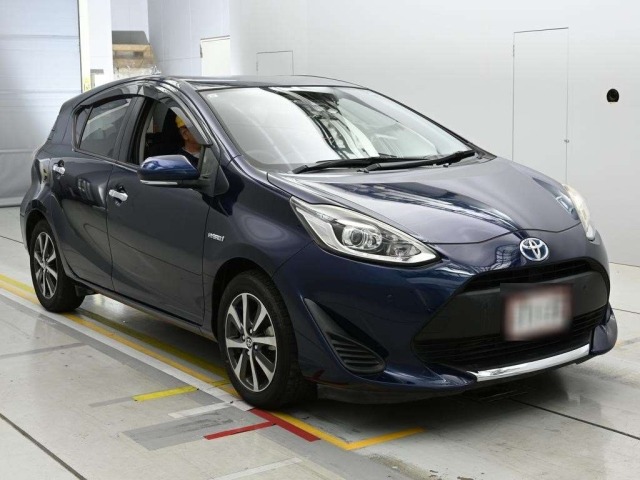 Toyota AQUA 2019 7381533-5