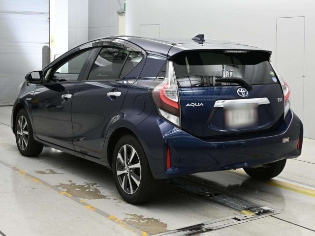 Toyota AQUA 2019 7381533-6