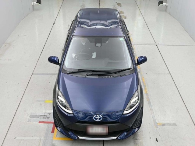 Toyota AQUA 2019 7381533-7