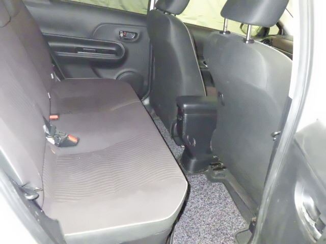 Toyota AQUA 2016 7381551-5
