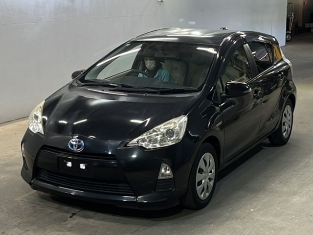 Toyota AQUA 2014 7381630-0
