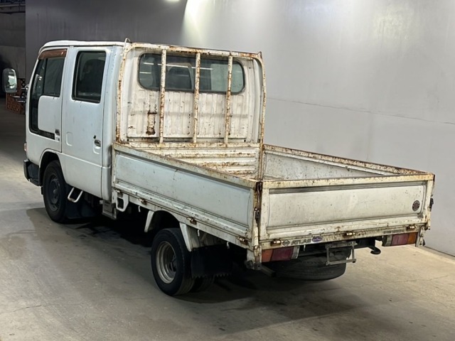 Nissan ATLAS 2002 7385467-1