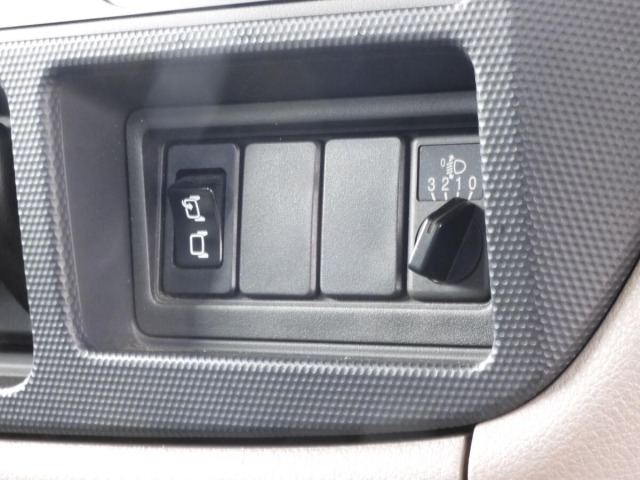 Nissan ATLAS 2017 7385479-13