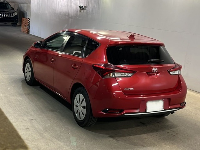 Toyota AURIS 2016 7384947-1