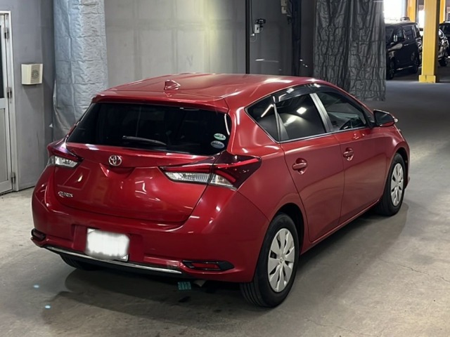 Toyota AURIS 2016 7384947-5