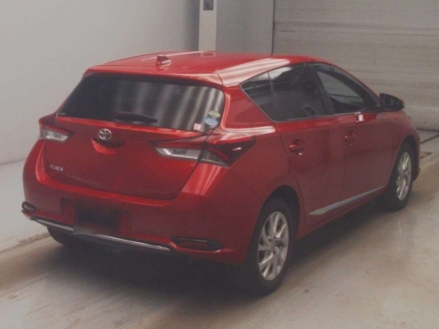 Toyota AURIS 2017 7384967-1
