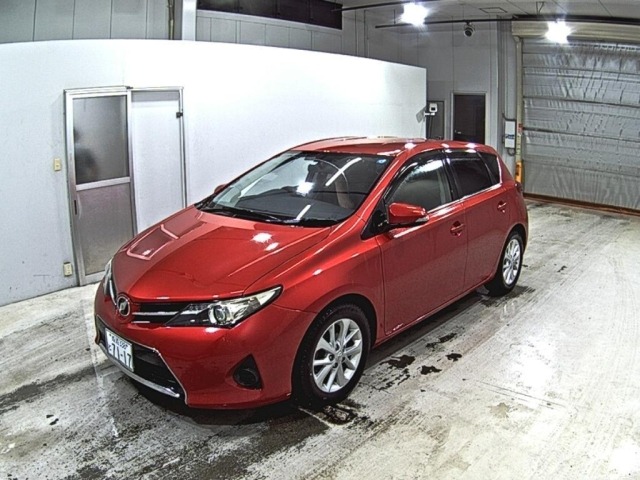 Toyota AURIS 2015 7384968-4