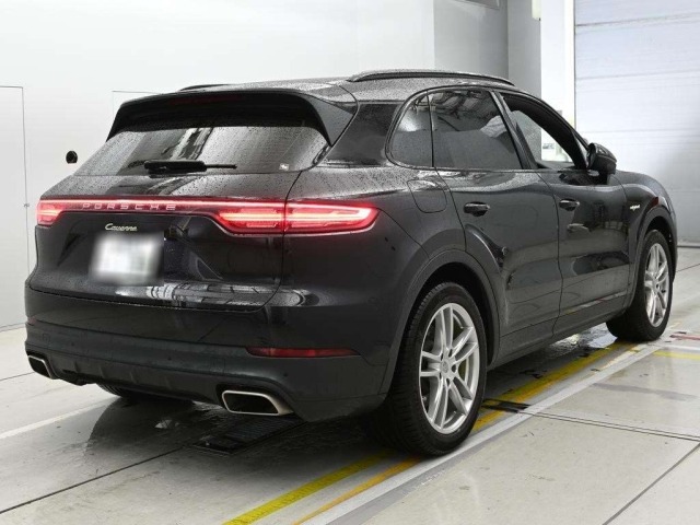 Porsche CAYENNE 2020 7376296-1