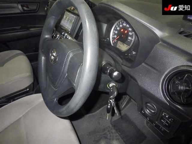 Toyota COROLLA AXIO 2016 7384068-5